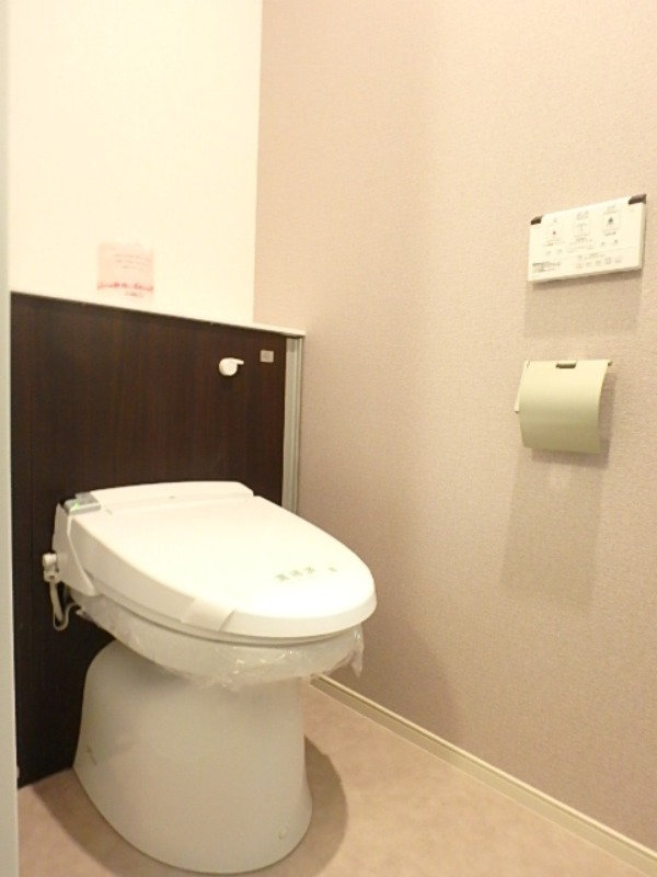 トイレ　図面と現状に相違がある場合には現状を優先