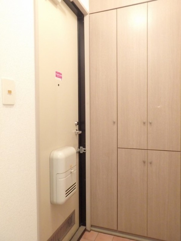 玄関　図面と現状に相違がある場合には現状を優先