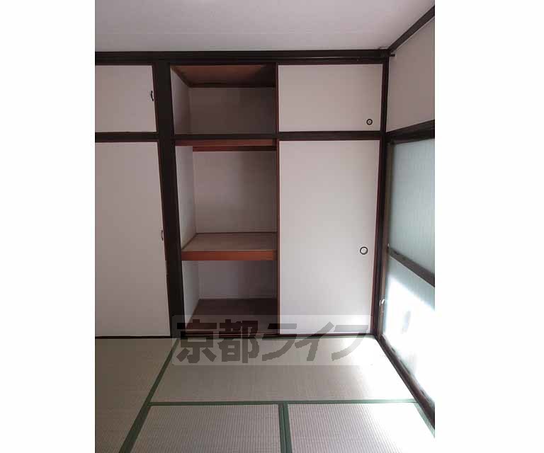 居室・リビング　落ち着く和室です