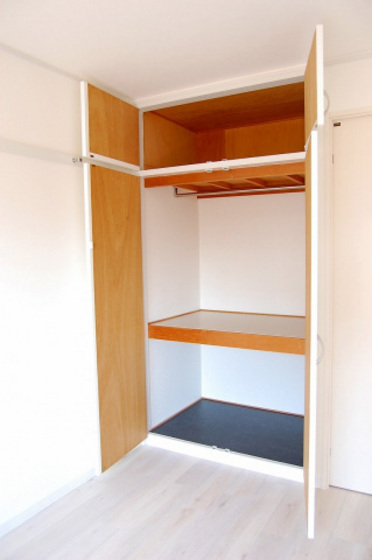 収納　※別部屋の写真です