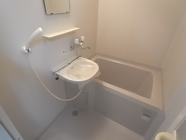 バス・シャワールーム　バスルーム