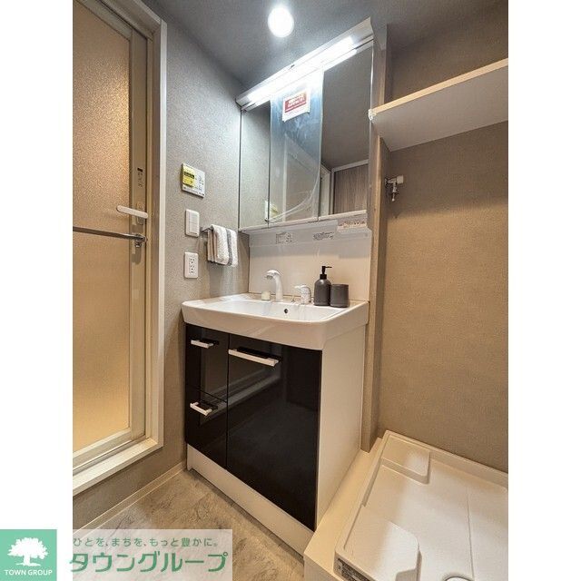 洗面設備　お部屋探しは株式会社　タウンハウジング　までお気軽にお問合…