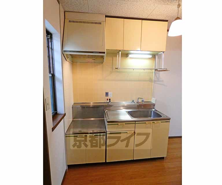 キッチン　調理スペースもしっかり確保されています！