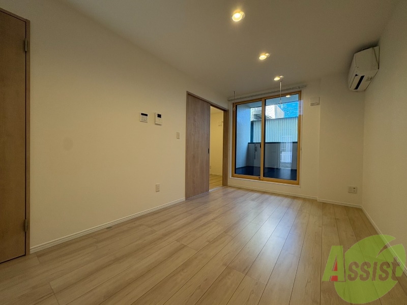 居室・リビング　きれいなＬＤＫが広がっていて居心地が良さそうですね。