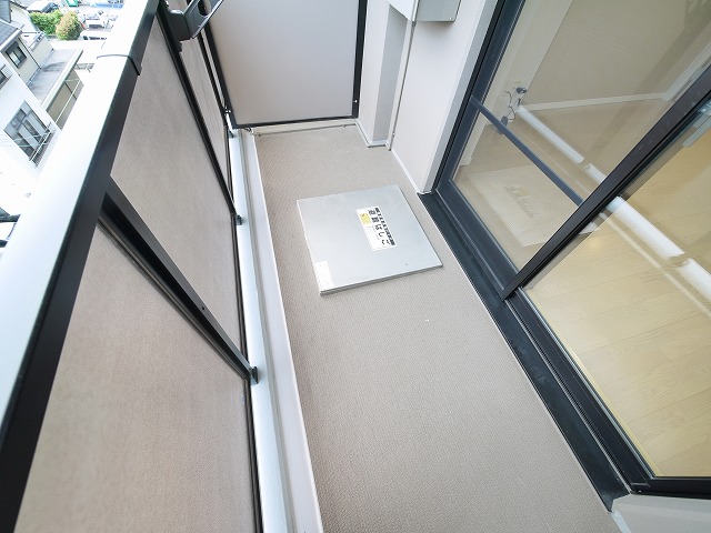 バルコニー　広々としたバルコニーです