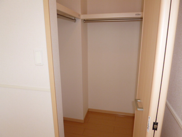 収納　ウォークインクローゼット