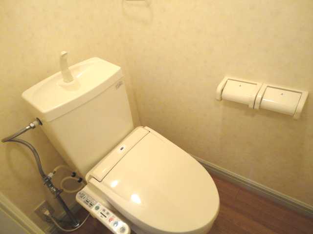 トイレ　シャワー付トイレ