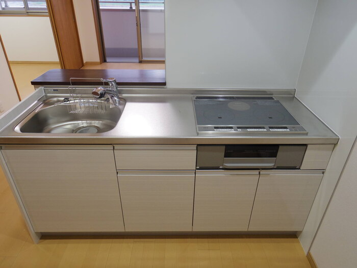 キッチン　カウンターキッチン(IH          付き)