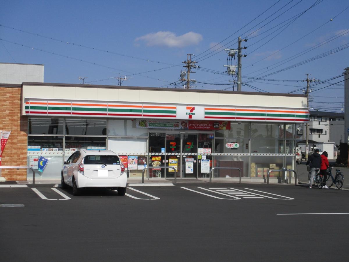 コンビニ　セブンイレブン一宮宮地花池店（コンビニ）まで653m