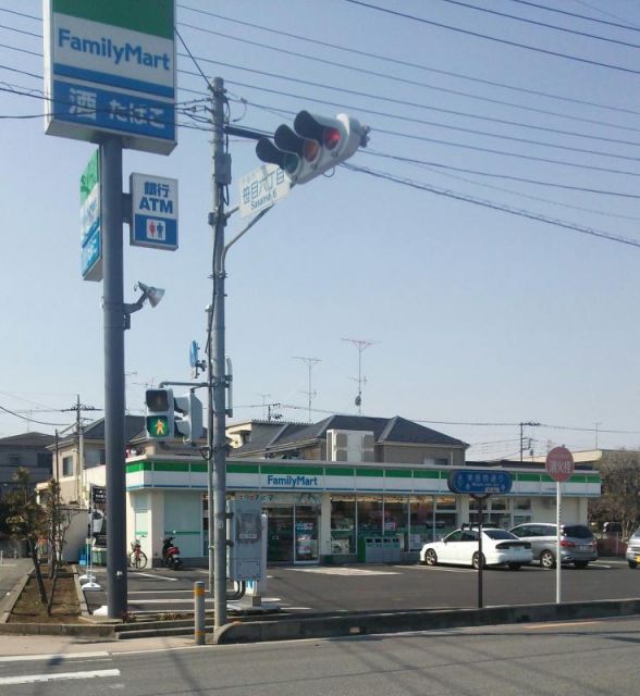 コンビニ　ファミリーマート戸田笹目五丁目店（コンビニ）まで246m