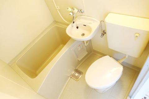 バス・シャワールーム　浴室