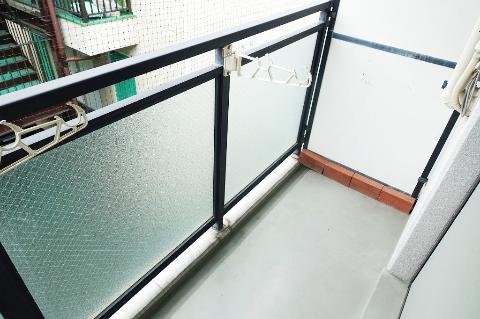 バルコニー　ベランダ