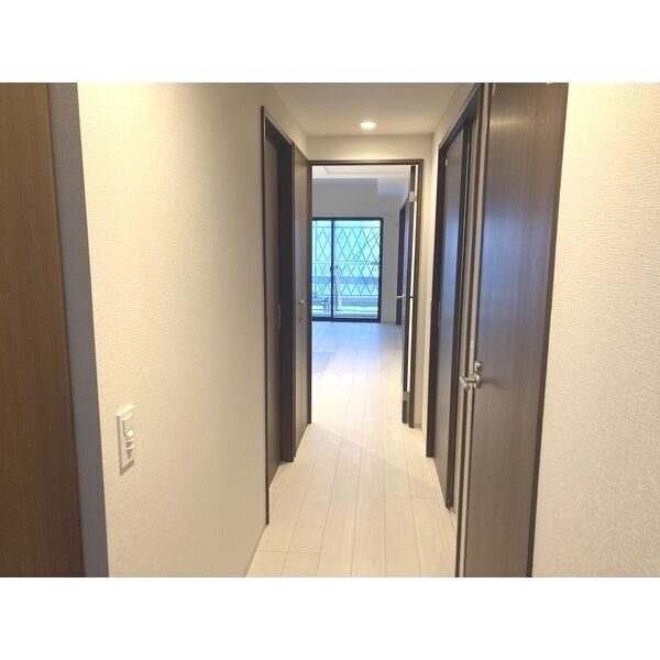 玄関　※別号室の参考写真です※