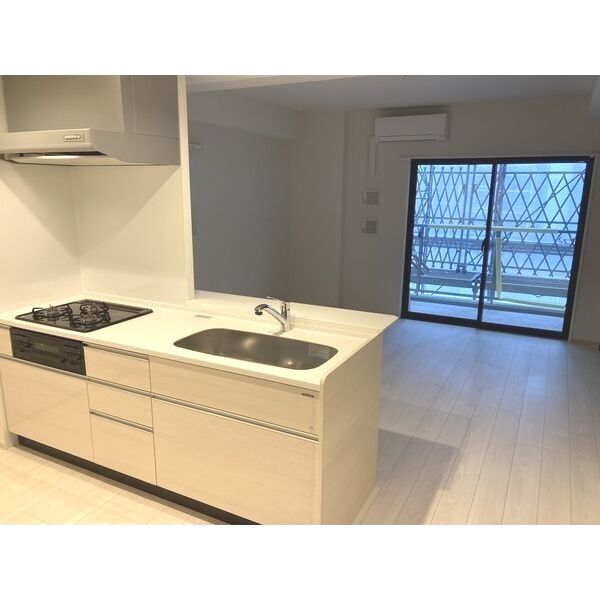 居室・リビング　※別号室の参考写真です※