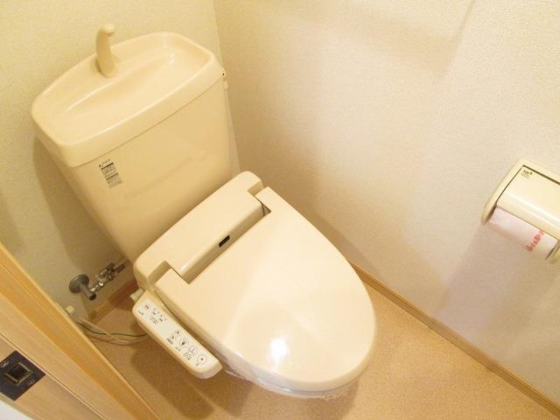 トイレ　図面と現状に相違がある場合には現状を優先