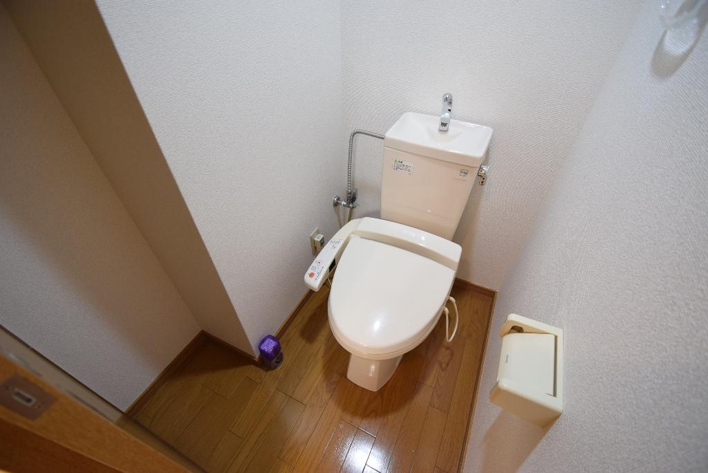 トイレ　シャワー付トイレ