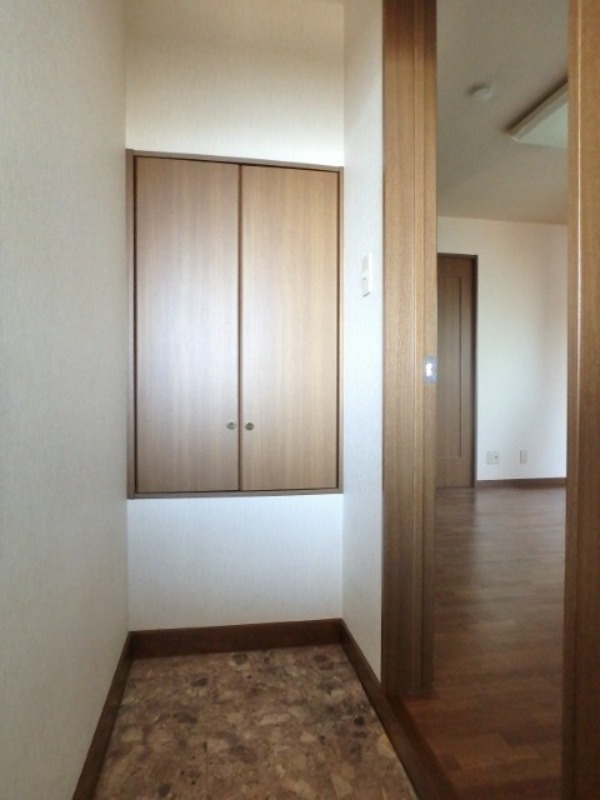 玄関　図面と現状に相違がある場合には現状を優先