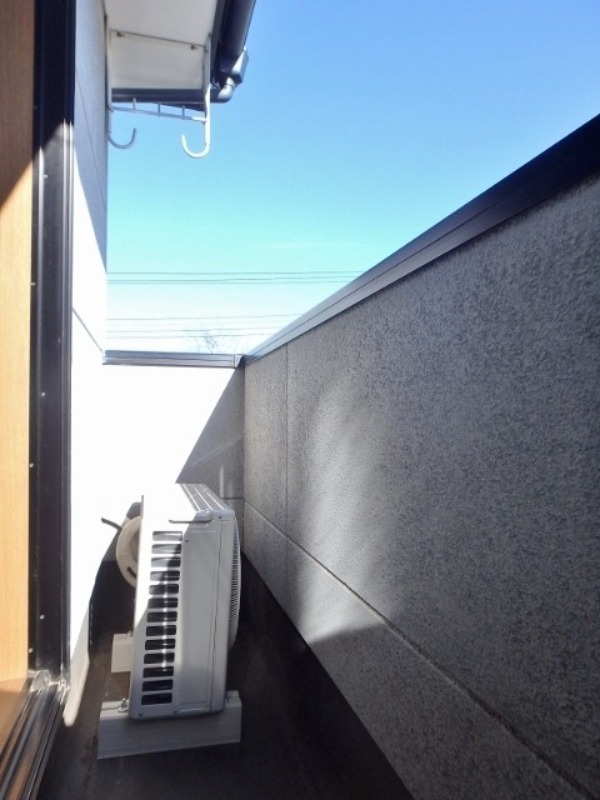 バルコニー　図面と現状に相違がある場合には現状を優先