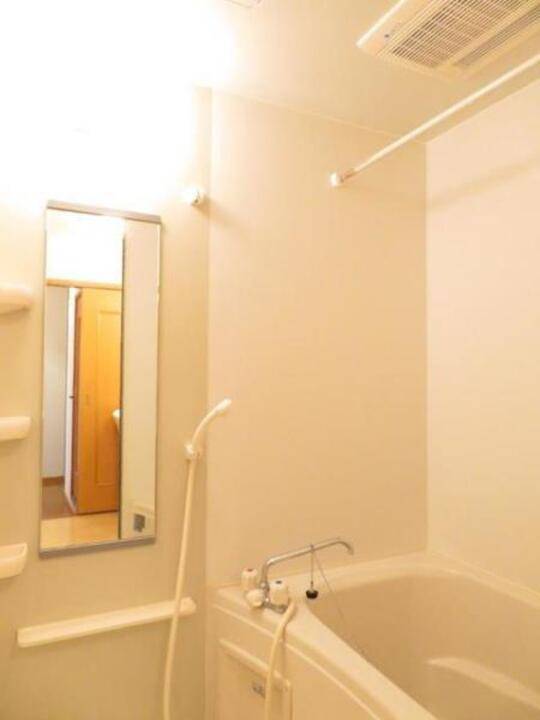 バス・シャワールーム　浴室