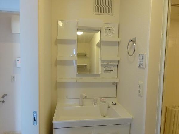 洗面設備　シャンプードレッサー！