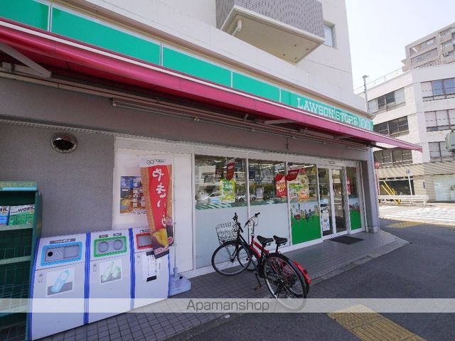 コンビニ　ローソンストア１００（コンビニ）まで295m