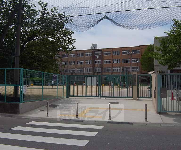 小学校　神川小学校（小学校）まで1300m