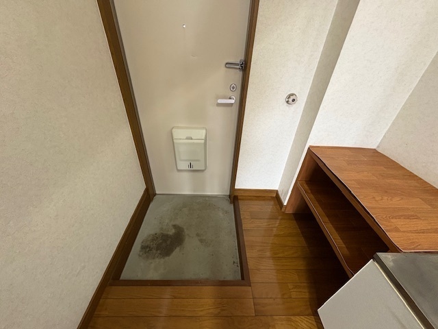 玄関　※別号室参考画像