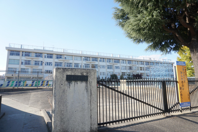 小学校　連坊小路小学校（小学校）まで350m