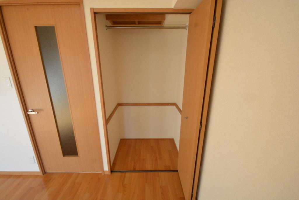 収納　クローゼット