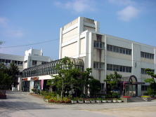 小学校　伊丹市立南小学校（小学校）まで914m