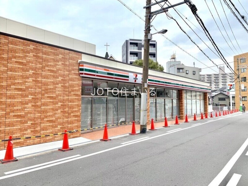 コンビニ　セブンイレブン大阪蒲生1丁目店（コンビニ）まで210m