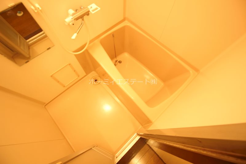 バス・シャワールーム　浴室です♪