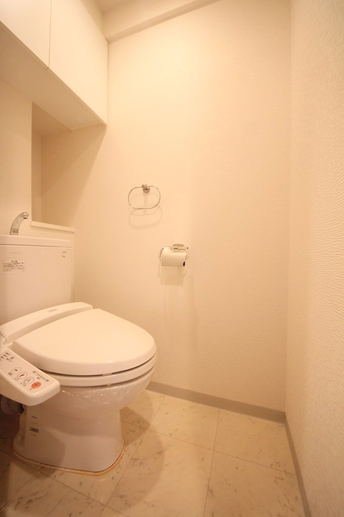 トイレ　アプリーレ堺筋本町