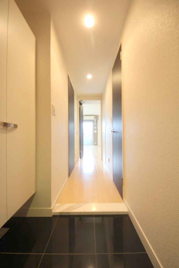 玄関　アプリーレ堺筋本町