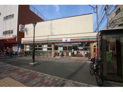 コンビニ　セブンイレブン大阪鴫野東3丁目店（コンビニ）まで538m