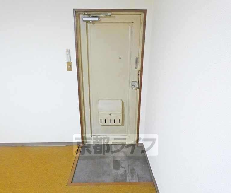 玄関　玄関です。