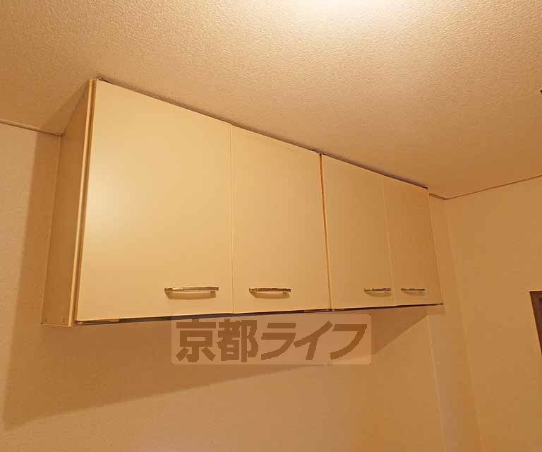 収納　キッチン上収納です。