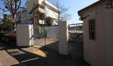 小学校　三鷹市立中原小学校（小学校）まで388m