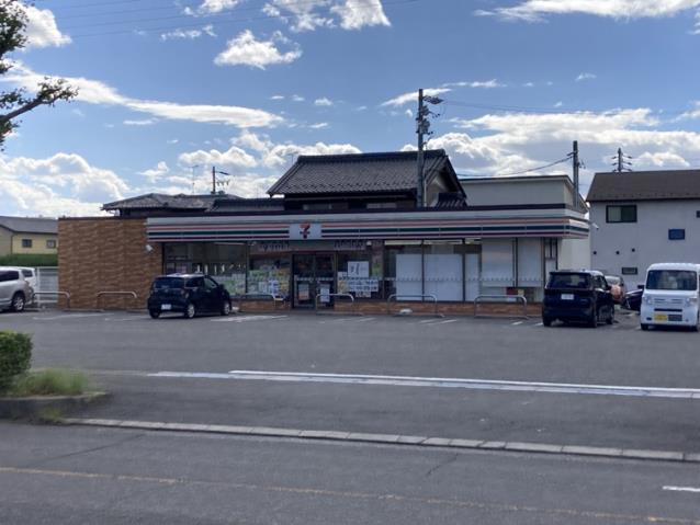 コンビニ　セブン－イレブン各務原那加野畑町店（コンビニ）まで510m