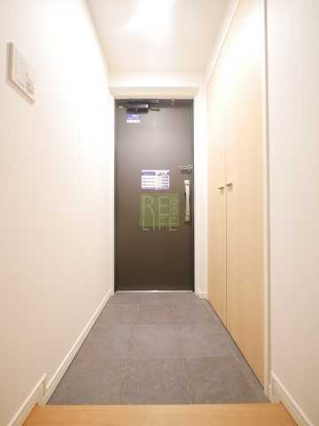 玄関　レジディア水道橋
