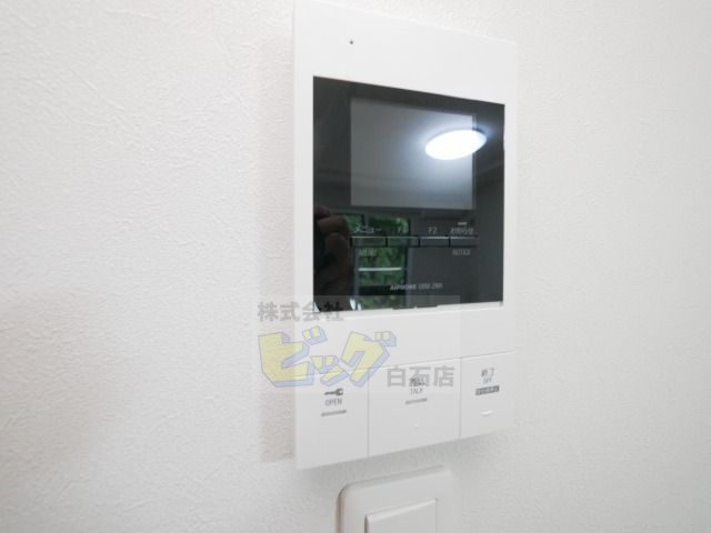 セキュリティ　防犯面で安心のＴＶモニターホン設備が付いています♪