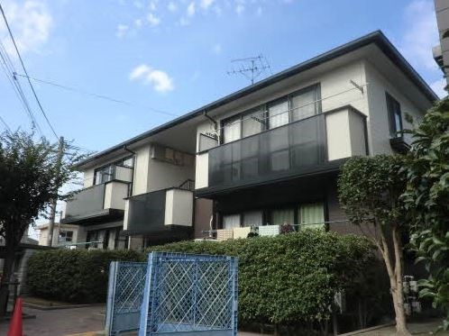 建物外観　近くにコスモスやハローデイもある2LDKです。