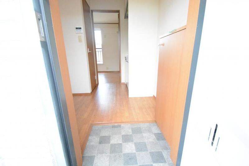 玄関　奥行きのある玄関です。