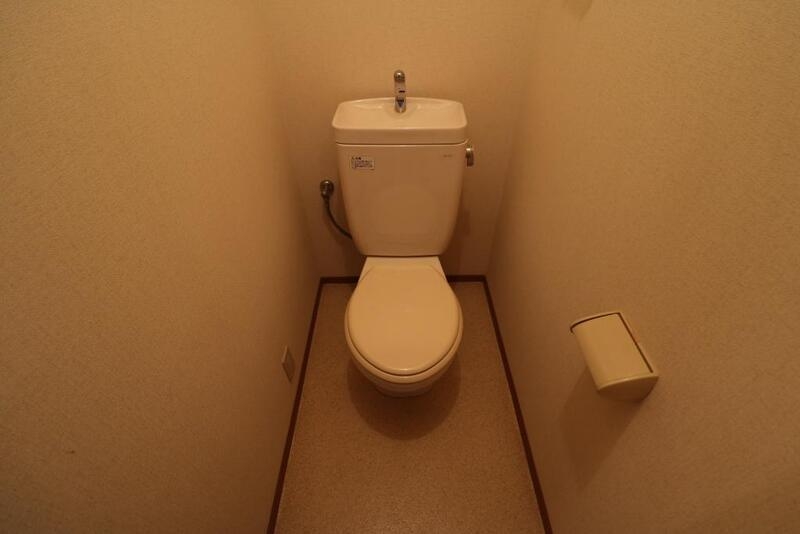 トイレ　シンプルなトイレです。