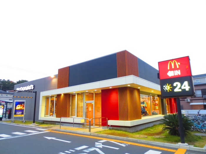 飲食店　マクドナルド（飲食店）まで350m