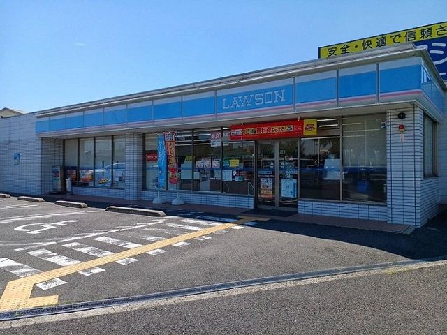 コンビニ　ローソン様（コンビニ）まで690m