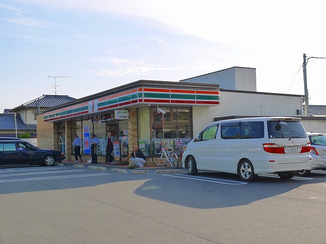 コンビニ　セブンイレブン　天理三島町北大路店（コンビニ）まで678m