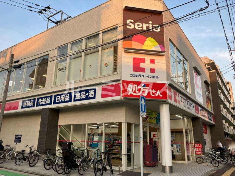 ドラックストア　ココカラファイン 福岡白金店（ドラッグストア）まで140m