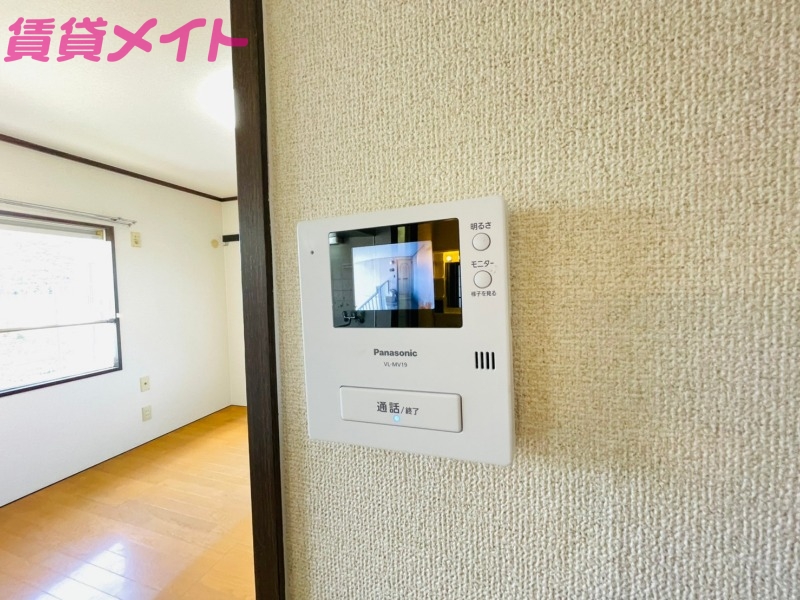 セキュリティ　別部屋反転写真です