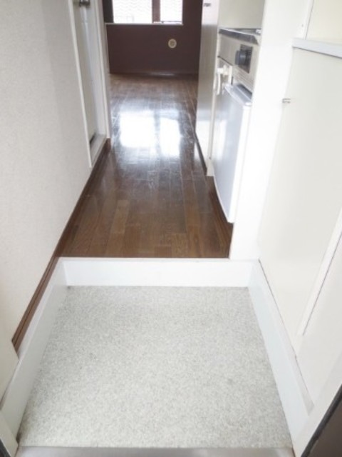 玄関　他部屋参考。